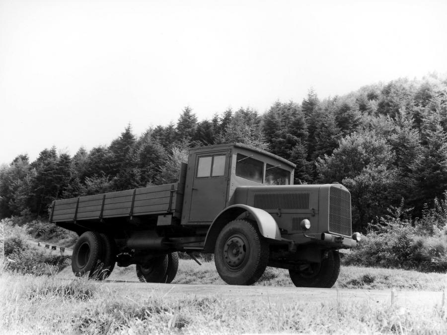  Mercedes-Benz L4500 S Pritschenwagen 1944 года  (фото 2 из 3)